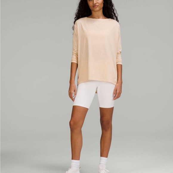 Lululemon back in action long sleeve shirt Prosecco pale linen size small - Picture 1 of 6